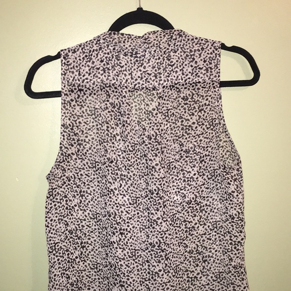 Patterned Blouse - Picture 5 of 5